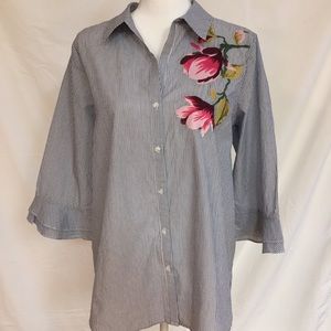 Melissa Paige petite size PL stripped blue shirt